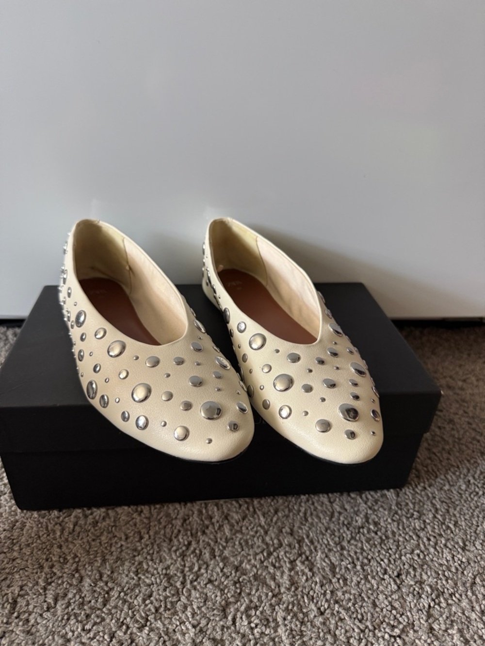 Zara studded flats - Picture 2 of 4